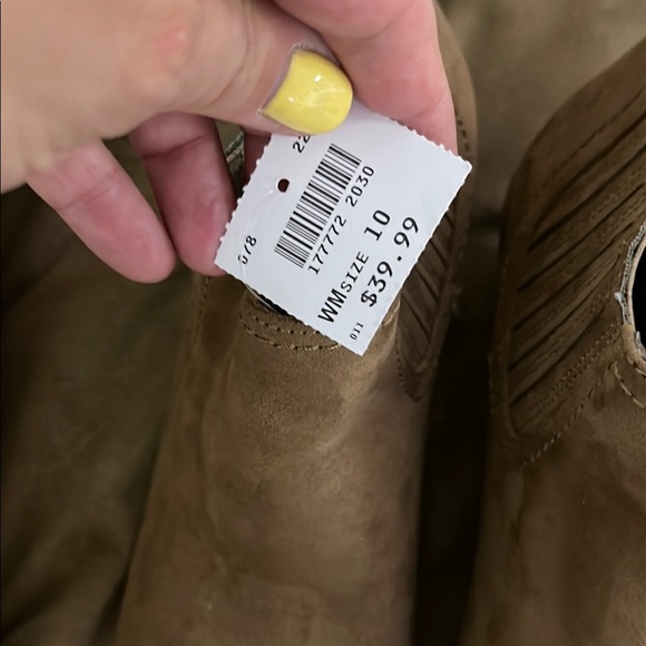 Stylish Women's Ankle Boots - Tan and Black 2 pairs !! Size 10 - Picture 4 of 9